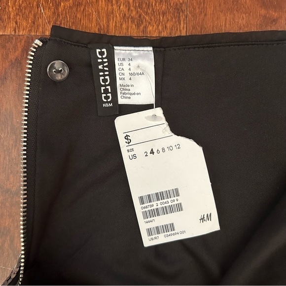 H&M Divided Party Night Sequin Micro Mini Skirt, Fully Lined, Size 4, NWT - Picture 9 of 13